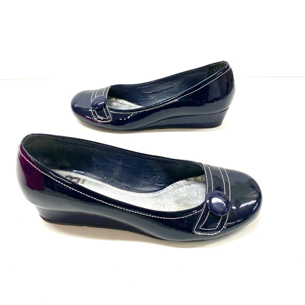 Gianni Bini Navy Blue Patent Flats Size 6